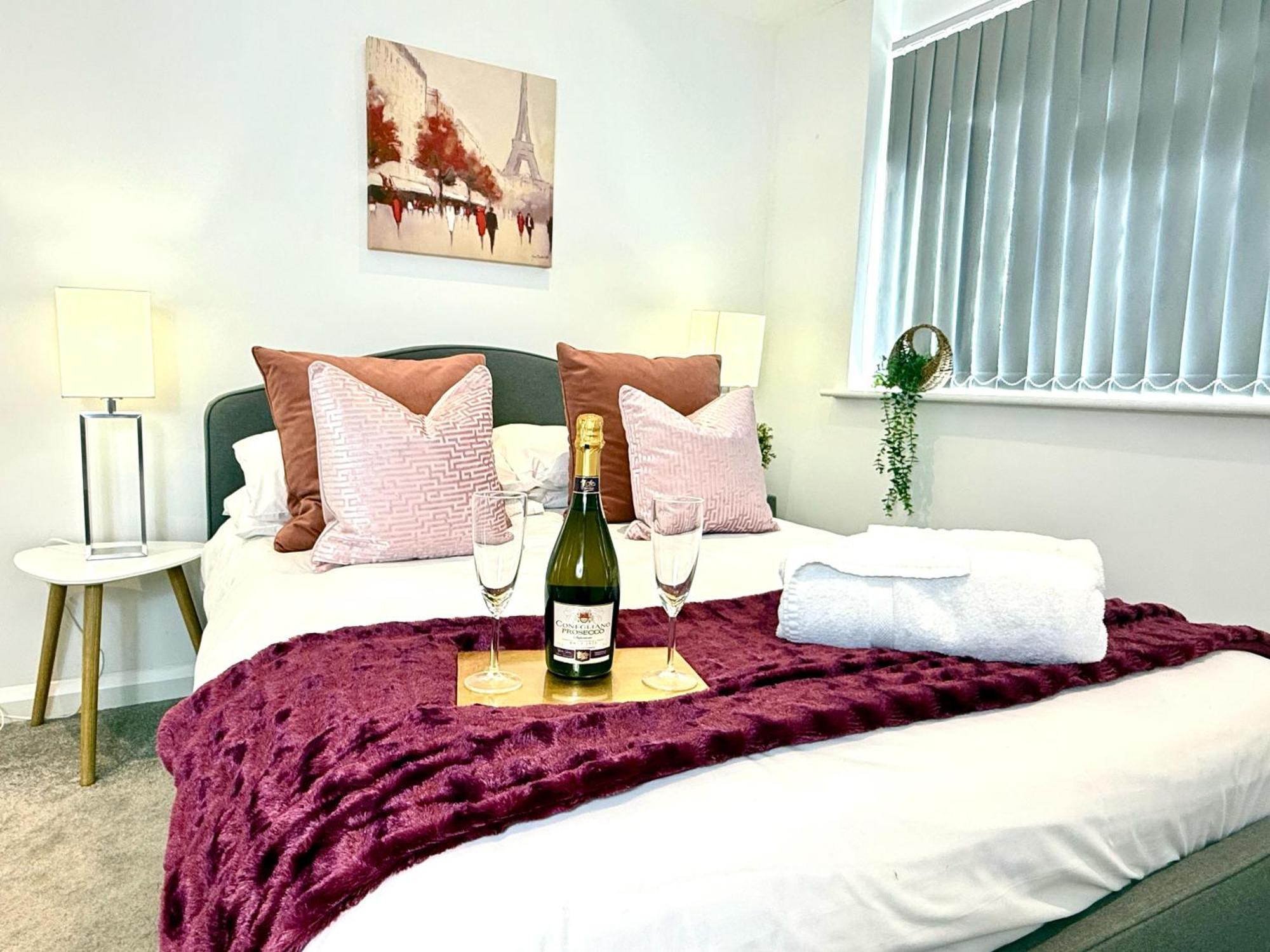Hazel 1-Bedroom Cousy Flat, Parking, Wifi, Prime Location, Close To Blenheim Palace & Oxford Кидлингтон Экстерьер фото