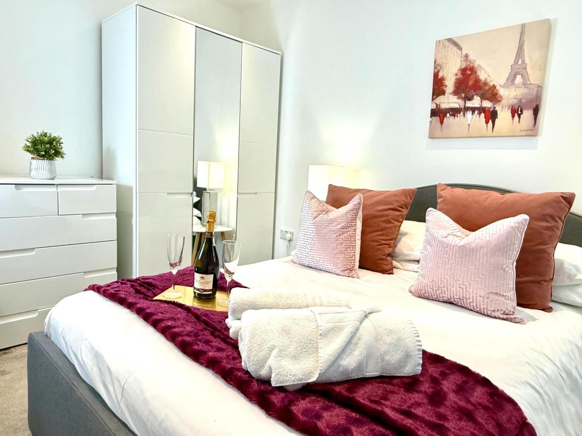 Hazel 1-Bedroom Cousy Flat, Parking, Wifi, Prime Location, Close To Blenheim Palace & Oxford Кидлингтон Экстерьер фото