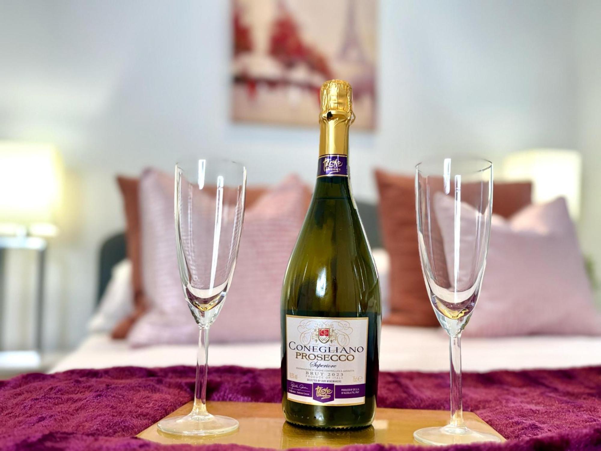 Hazel 1-Bedroom Cousy Flat, Parking, Wifi, Prime Location, Close To Blenheim Palace & Oxford Кидлингтон Экстерьер фото