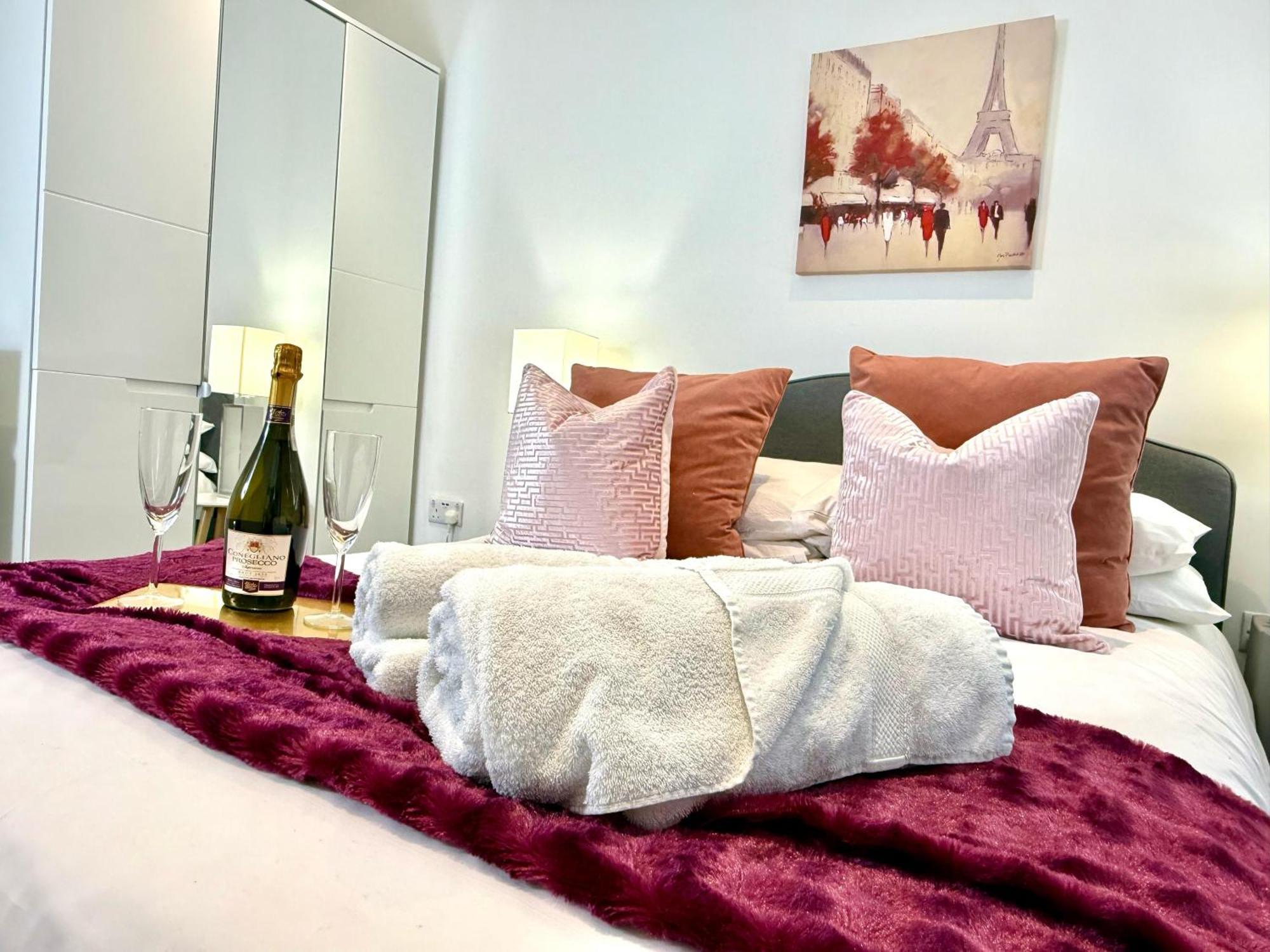 Hazel 1-Bedroom Cousy Flat, Parking, Wifi, Prime Location, Close To Blenheim Palace & Oxford Кидлингтон Экстерьер фото